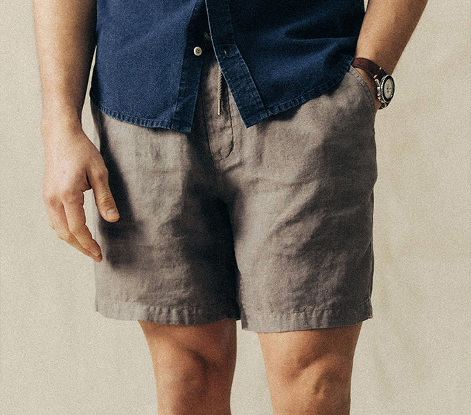 Model wearing The Après Hemp Shorts in Canteen
